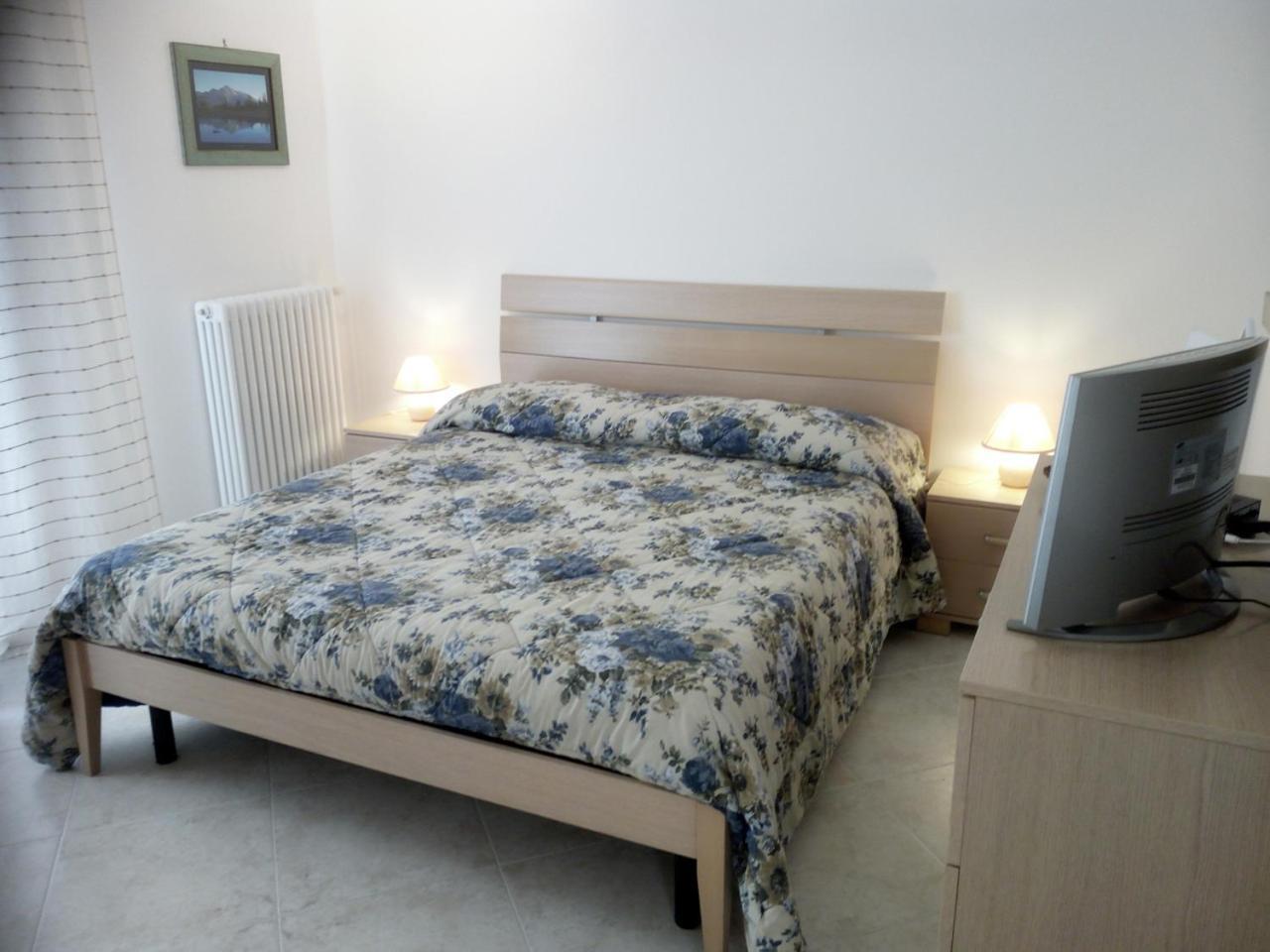 Il Giardino Di Niu Bed & Breakfast Palombaio Exterior foto